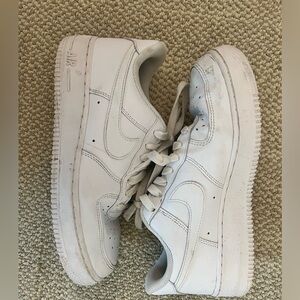 *BARELY* used white Nike Air Force 1, size 8 women’s